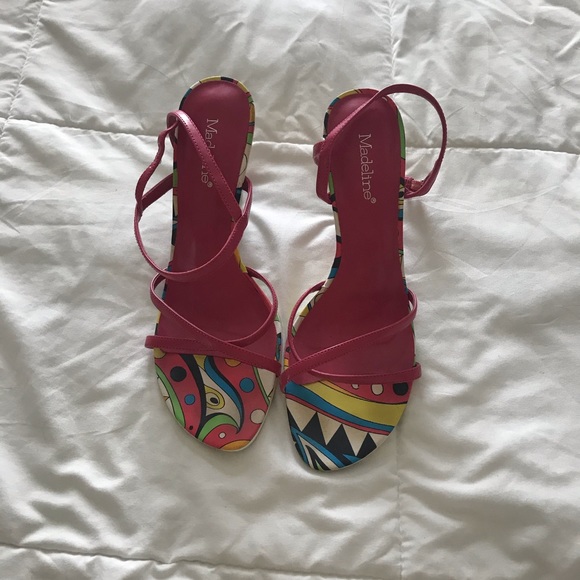 Platform sandals - Picture 2 of 3